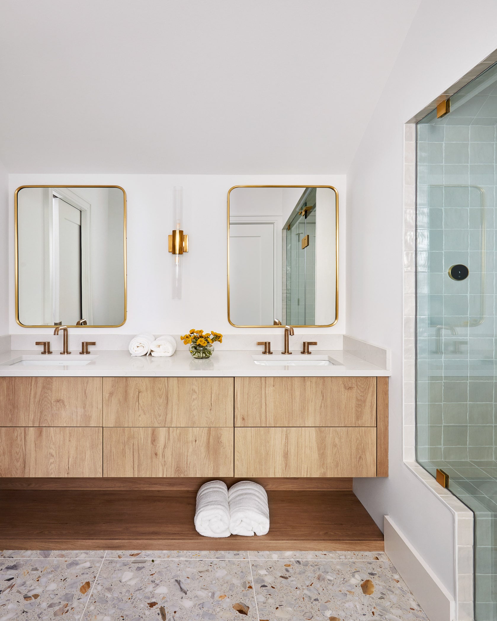 Shore Double Bath